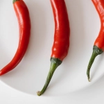 Романтичная атмосфера игры Chilli Heat с огненными перцами