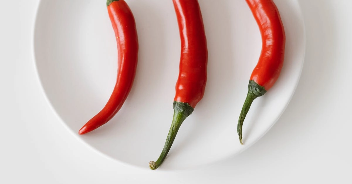 Романтичная атмосфера игры Chilli Heat с огненными перцами